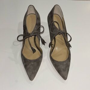 Ann Taylor dressy Gray suede 3 1/2 inch tassel pump